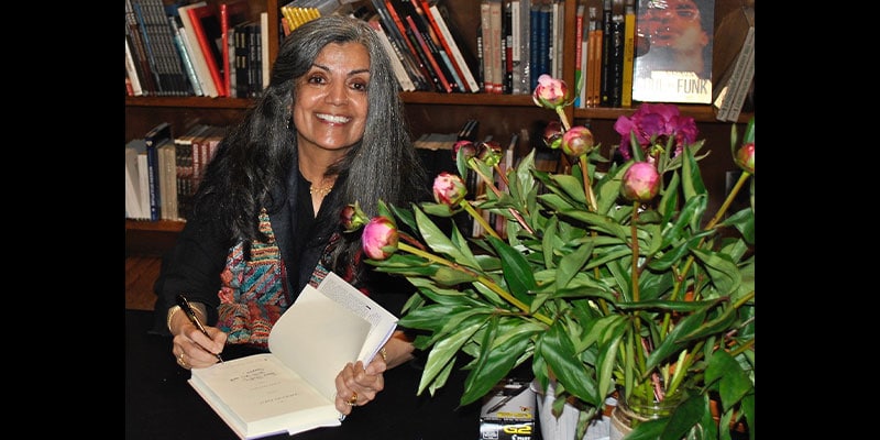 Mamta Chaudhry signing her book